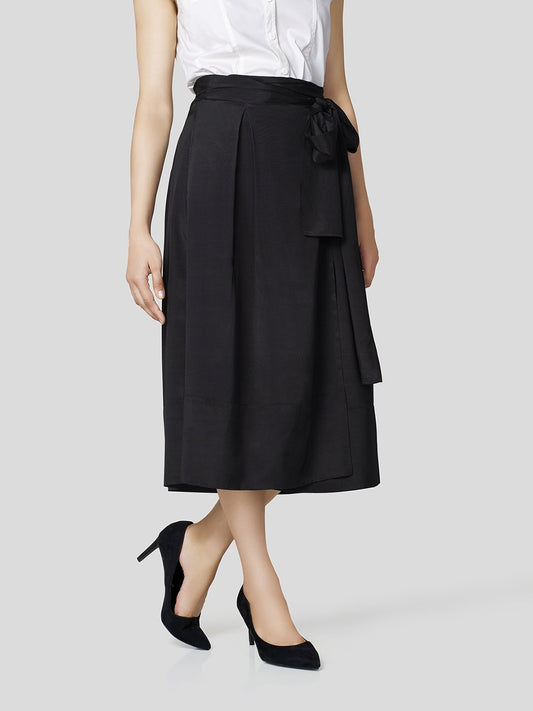 Box Pleated Warp-A-Round Skirt - STOMBIL TRADE INDIA PRIVATE LIMITED 