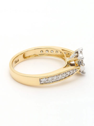 Real Diamond Illussion Cluster Ring - STOMBIL TRADE 