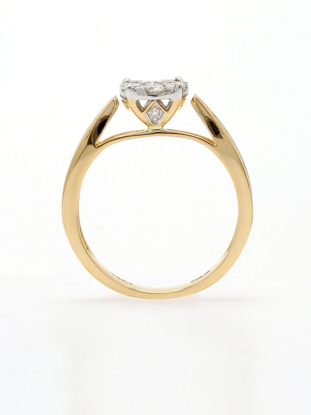 Real Diamond Illussion Cluster Ring - STOMBIL TRADE 