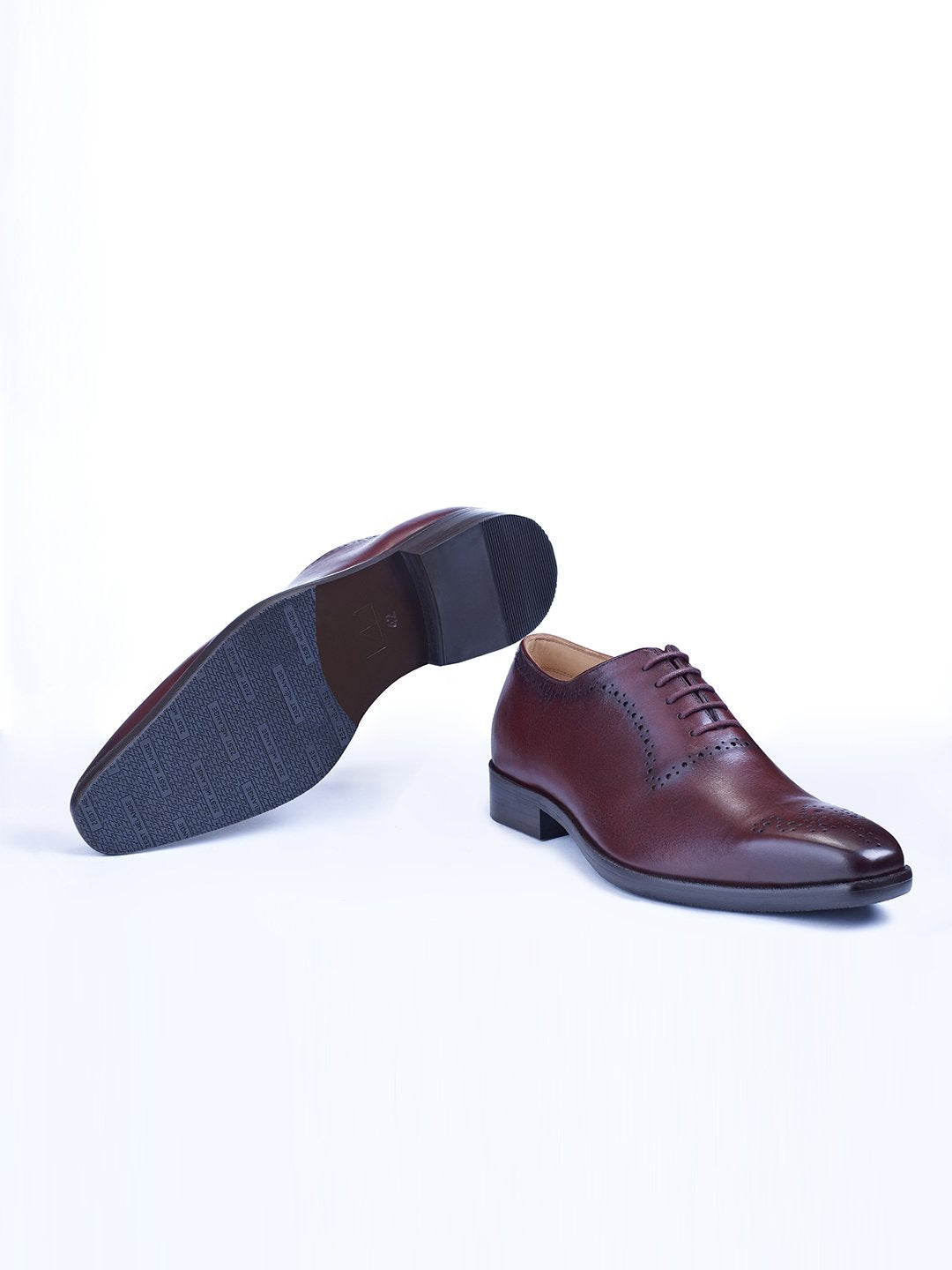 Oxford Lace Up Shoes With Broguing (Brown) - STOMBIL TRADE 