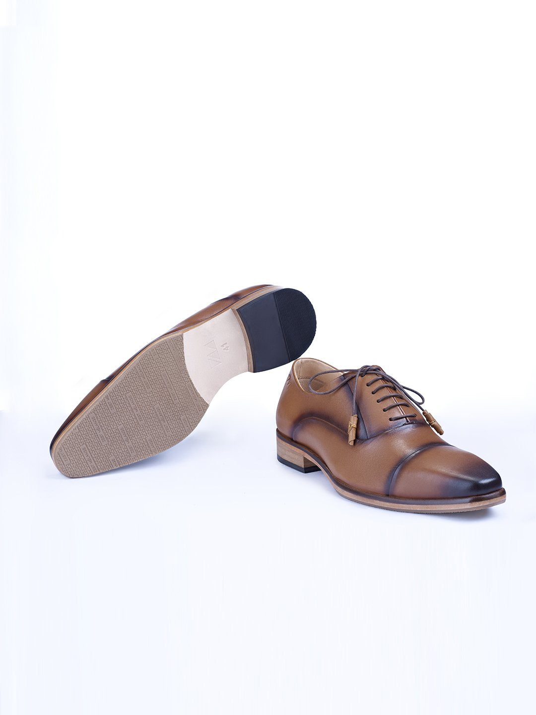 Oxford Lace Up With Precise Invisible Stitch Details - STOMBIL TRADE 