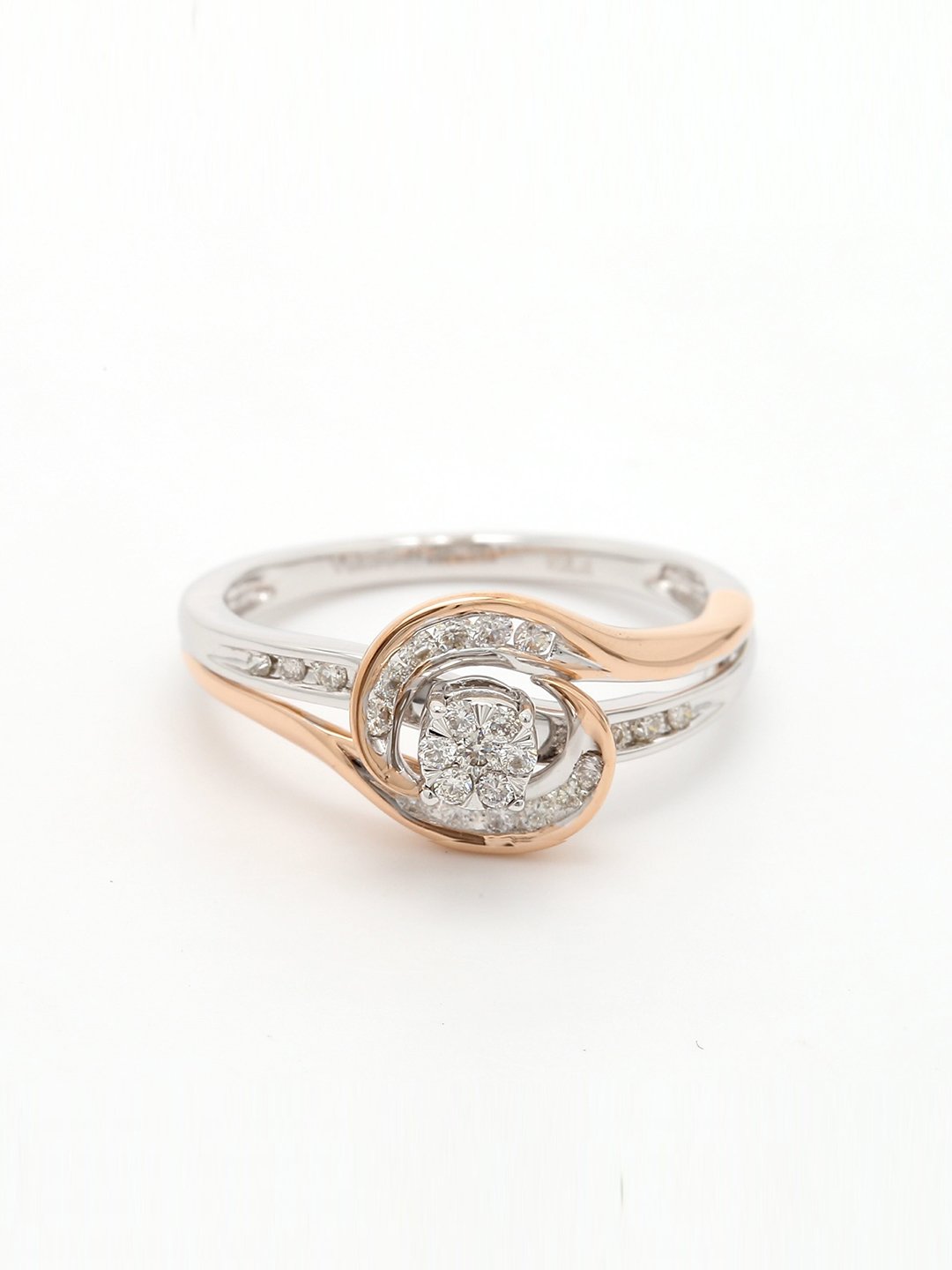Real Diamond Illussion Cluster Ring - STOMBIL TRADE 